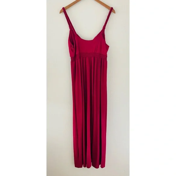 Urban Love Magenta Maxi Dress - Picture 2 of 4